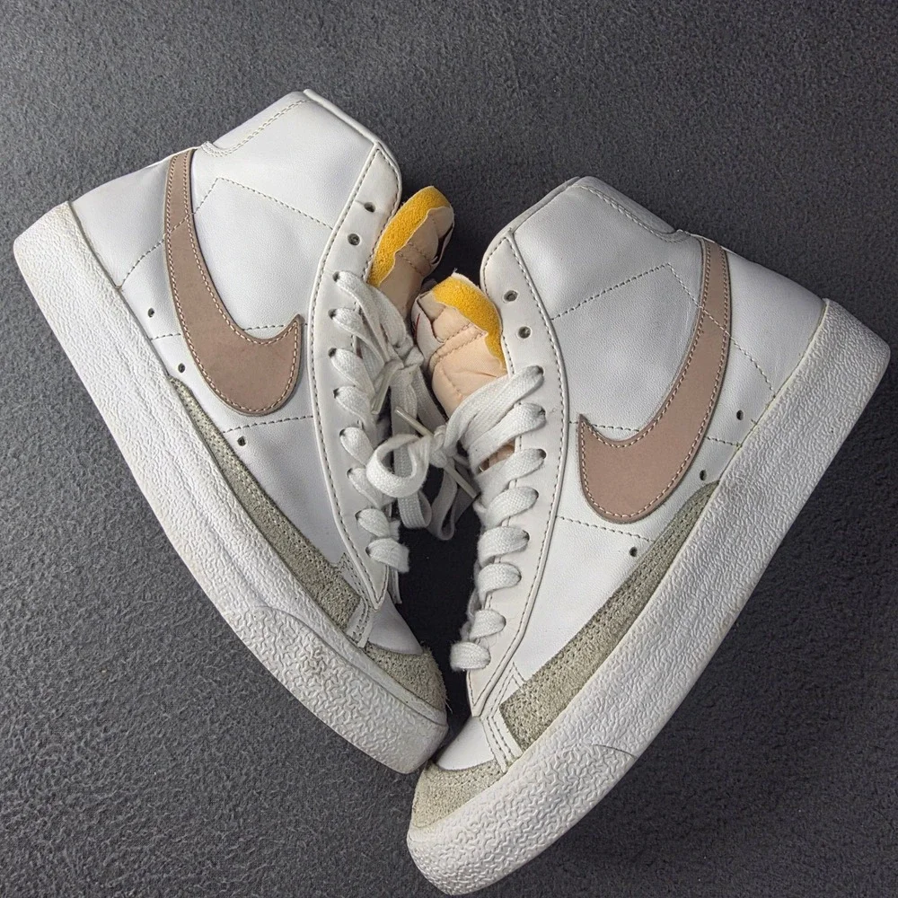 Nike Blazer Mid 77 Vintage White Pink Oxford CZ1055-118 Womens 7 High Top Shoes